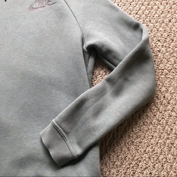 Nike Women’s Funnel Neck Pocket Sweatshirt In Beautiful Blue Green Sage - Picture 5 of 16